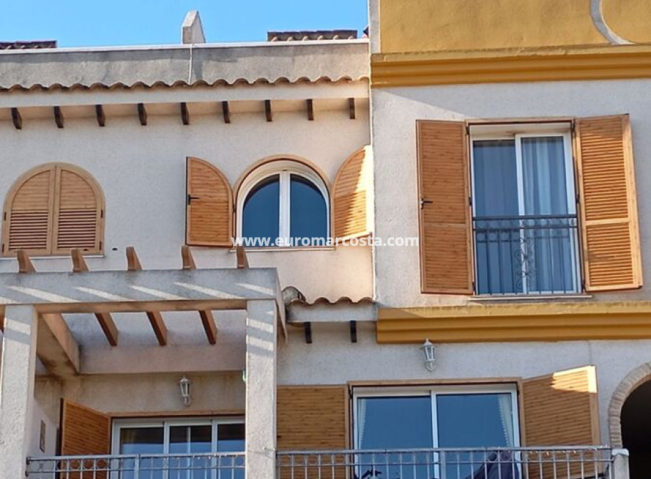 Sale - Townhouse - Daya Vieja