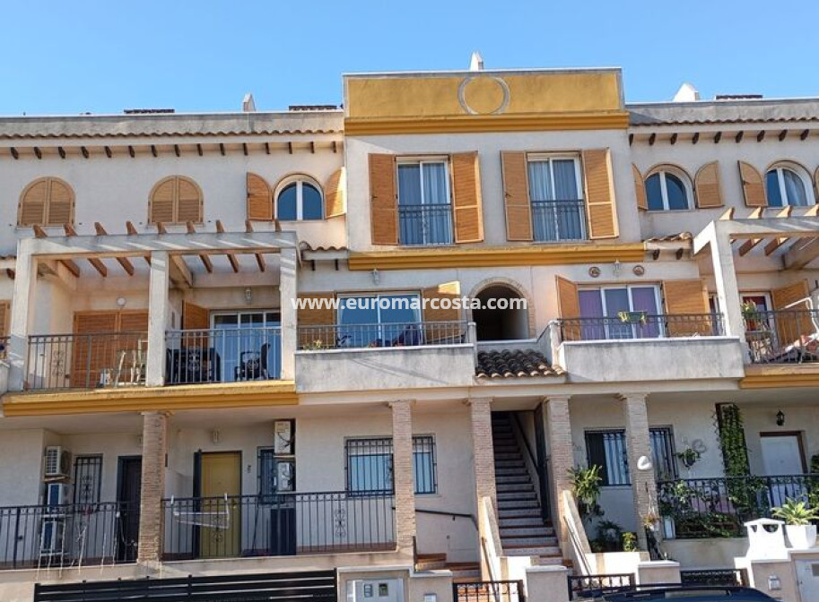 Sale - Townhouse - Daya Vieja