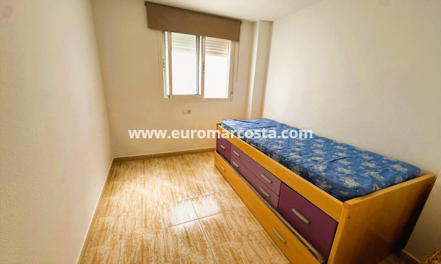 Sale - Apartment / flat - Guardamar del Segura