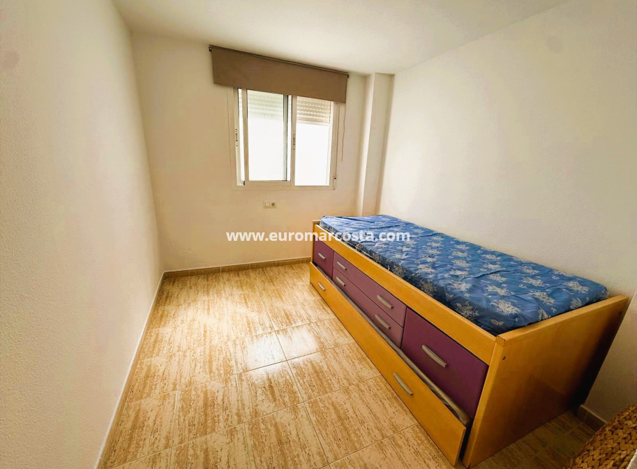 Sale - Apartment / flat - Guardamar del Segura