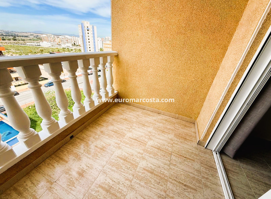 Sale - Apartment / flat - Guardamar del Segura