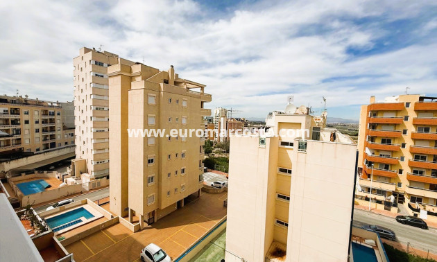 Sale - Apartment / flat - Guardamar del Segura