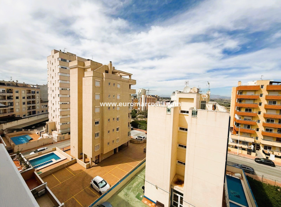 Sale - Apartment / flat - Guardamar del Segura