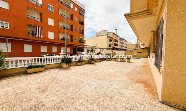 Sale - Apartment / flat - Guardamar del Segura
