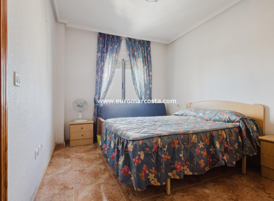 Venta - Apartamento / piso - Torrevieja - TORREVIEJA