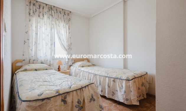 Venta - Apartamento / piso - Torrevieja - TORREVIEJA