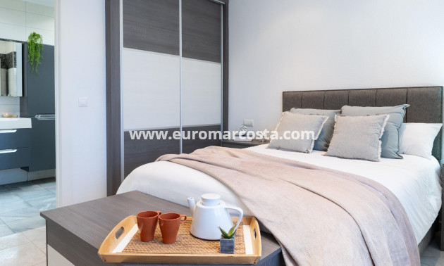 Sale - Villa - Orihuela Costa