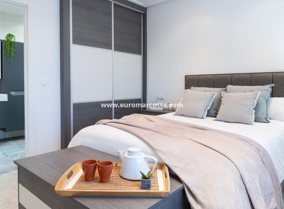 Sale - Villa - Orihuela Costa