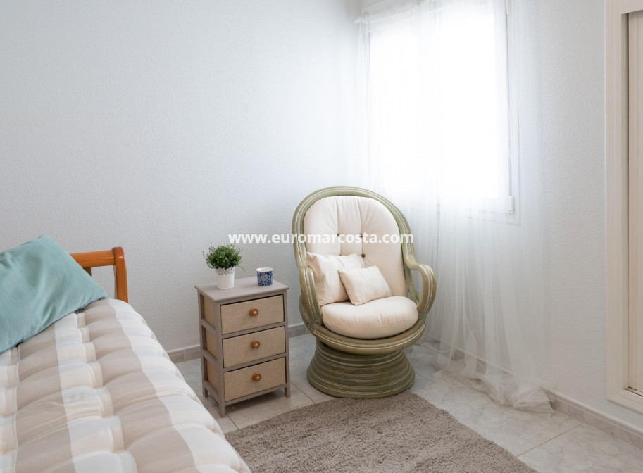 Sale - Villa - Orihuela Costa