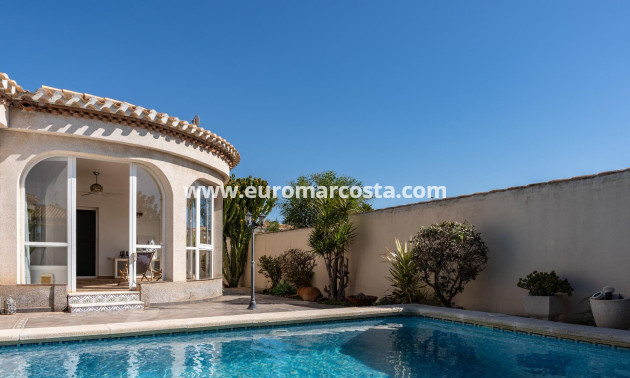 Sale - Villa - Orihuela Costa