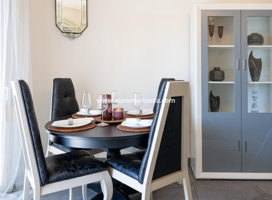 Sale - Villa - Orihuela Costa