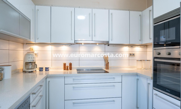 Sale - Villa - Orihuela Costa