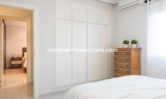 Sale - Villa - Orihuela Costa