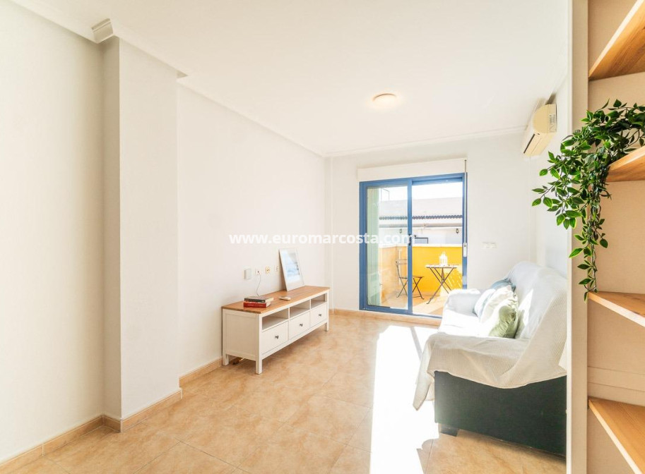 Sale - Penthouse - Torrevieja - TORREVIEJA
