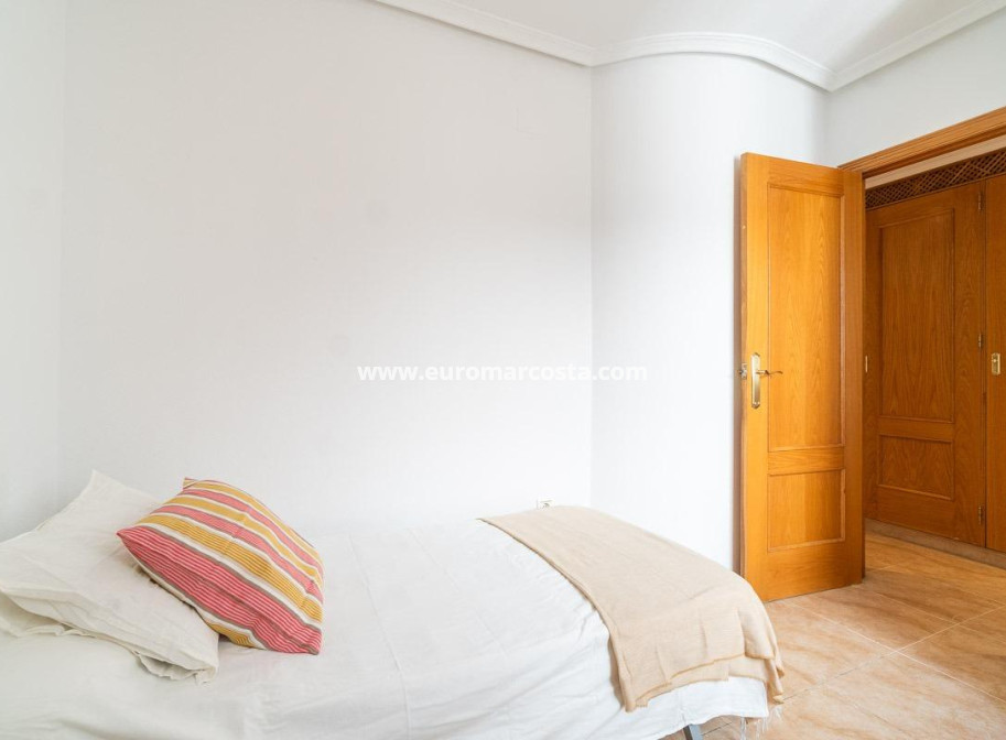 Sale - Penthouse - Torrevieja - TORREVIEJA