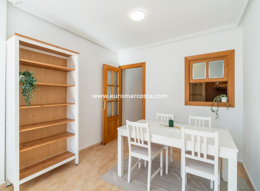 Sale - Penthouse - Torrevieja - TORREVIEJA