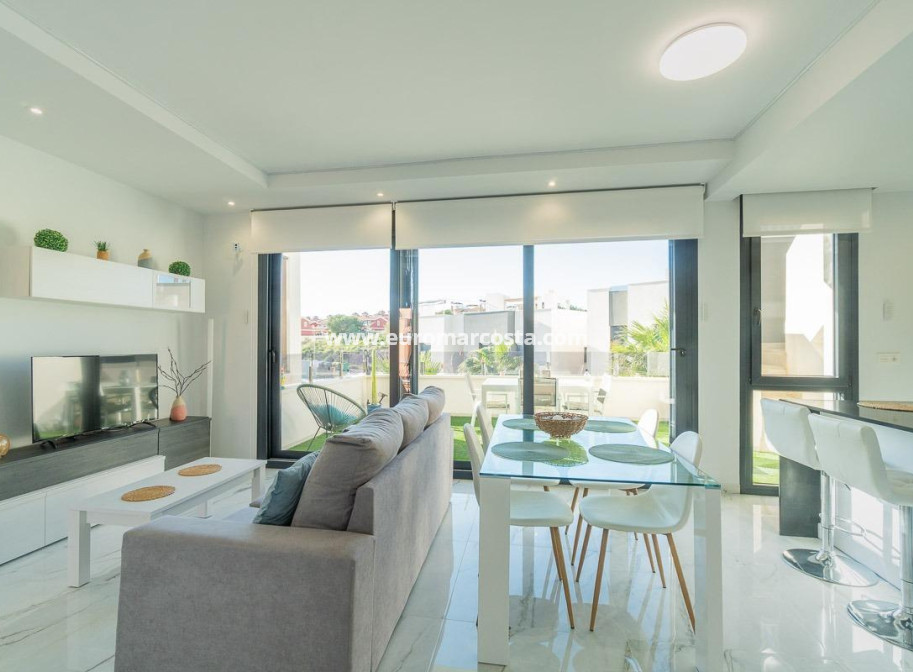 Sale - Apartment / flat - Orihuela Costa