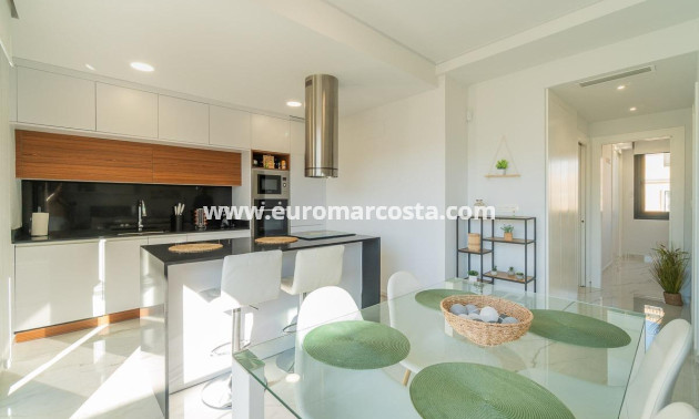 Sale - Apartment / flat - Orihuela Costa