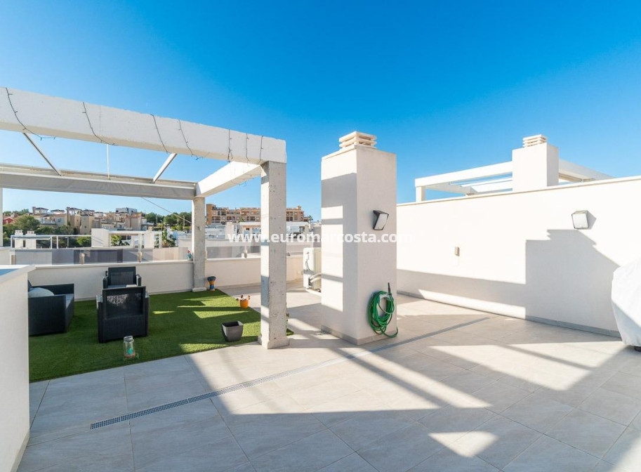 Sale - Apartment / flat - Orihuela Costa