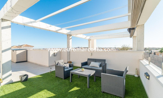 Sale - Apartment / flat - Orihuela Costa