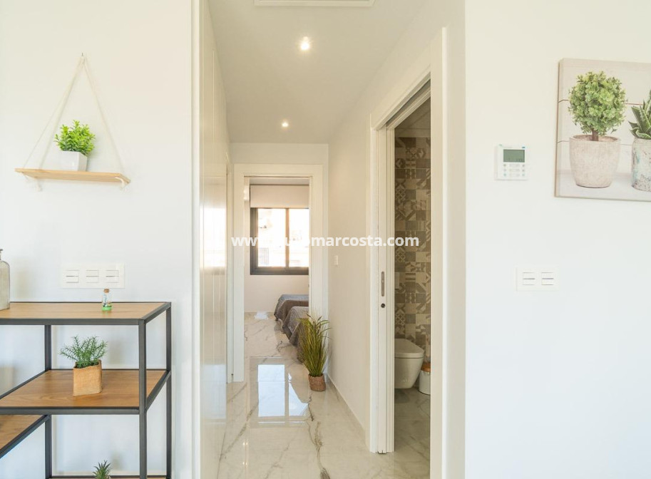 Sale - Apartment / flat - Orihuela Costa