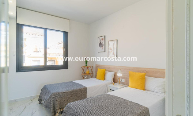 Sale - Apartment / flat - Orihuela Costa