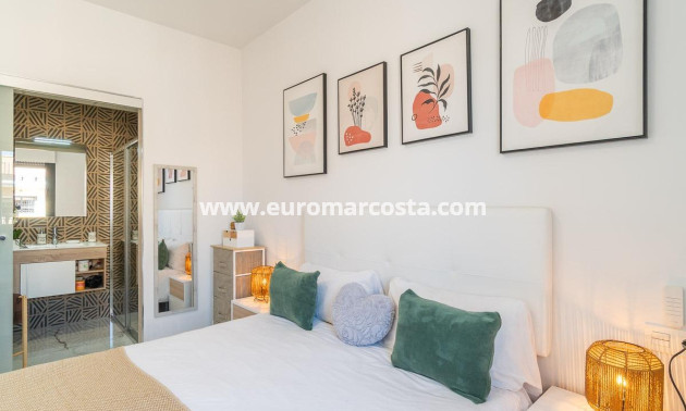 Sale - Apartment / flat - Orihuela Costa