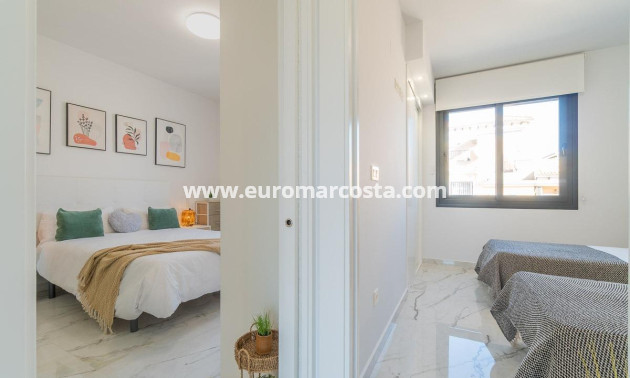 Sale - Apartment / flat - Orihuela Costa