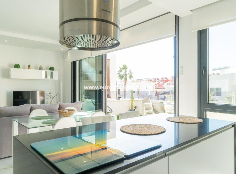 Sale - Apartment / flat - Orihuela Costa