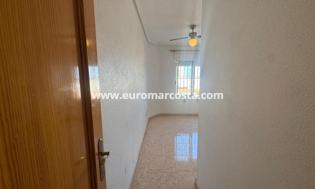 Venta - Apartamento / piso - Torrevieja - La Mata