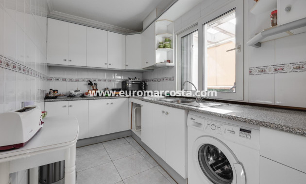 Objekte zum Wiederverkauf - Wohnung - Torrevieja - TORREVIEJA