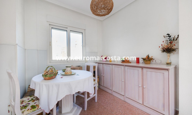 Objekte zum Wiederverkauf - Wohnung - Torrevieja - TORREVIEJA