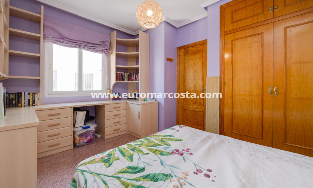 Objekte zum Wiederverkauf - Wohnung - Torrevieja - TORREVIEJA