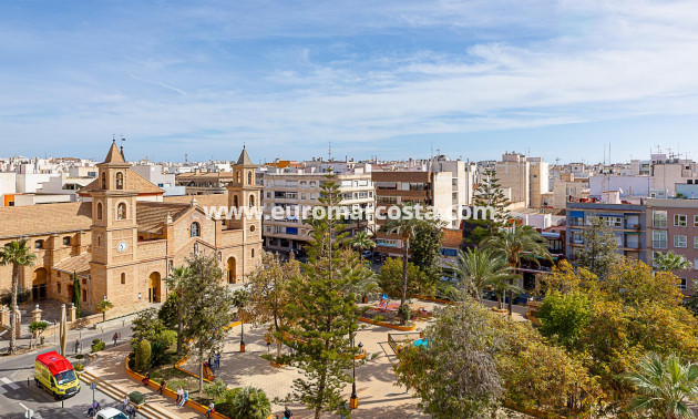 Objekte zum Wiederverkauf - Wohnung - Torrevieja - TORREVIEJA
