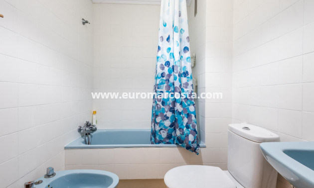 Objekte zum Wiederverkauf - Wohnung - Torrevieja - TORREVIEJA