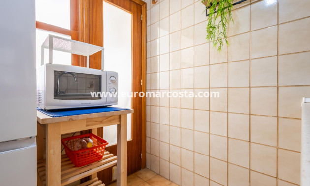 Objekte zum Wiederverkauf - Wohnung - Torrevieja - TORREVIEJA