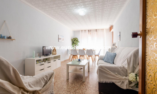 Objekte zum Wiederverkauf - Wohnung - Torrevieja - TORREVIEJA