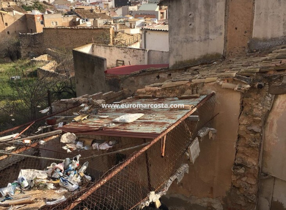 Objekte zum Wiederverkauf - Land and Plots - Onil - Inland