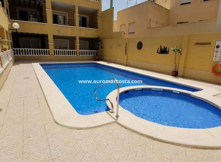 Venta - Apartamento / piso - Rafal