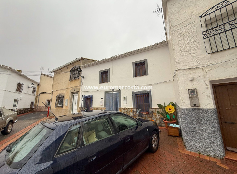 Sale - Casa - Chirivel - El Contador