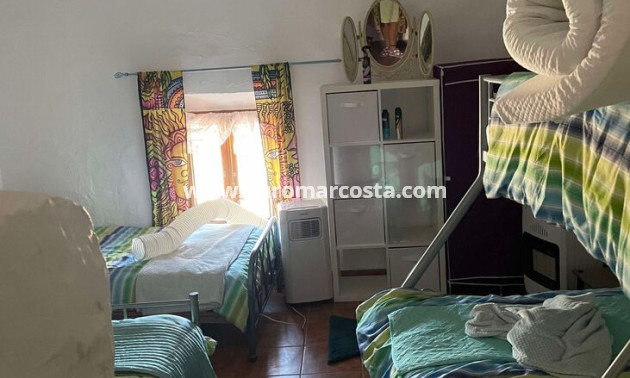 Sale - Casa - Chirivel - El Contador