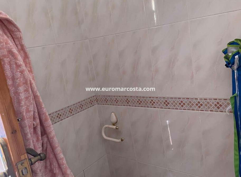 Sale - Casa - Chirivel - El Contador