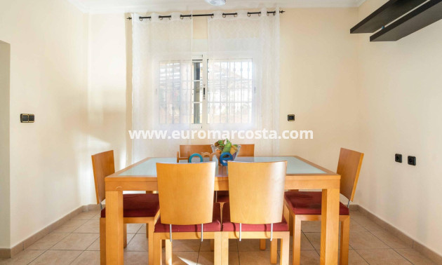 Sale - Casa - Orihuela Costa