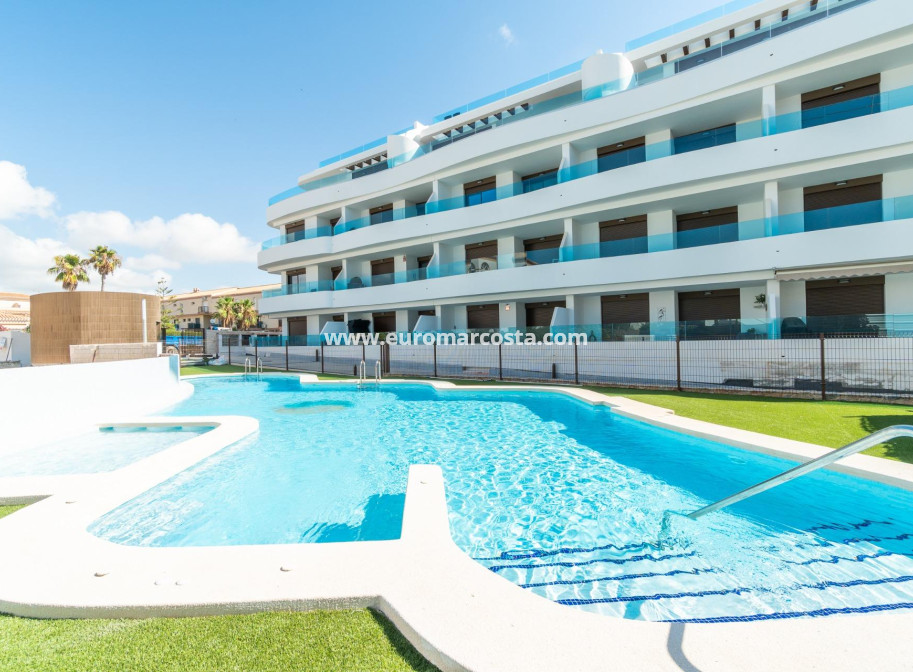 New Build - Apartment / flat - Orihuela Costa