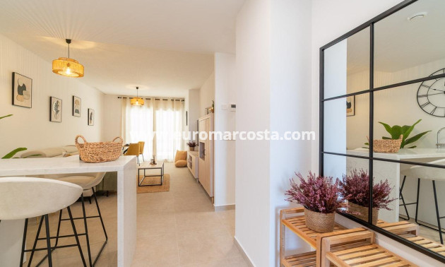 Alquiler a largo plazo - Apartamento / piso - Orihuela Costa