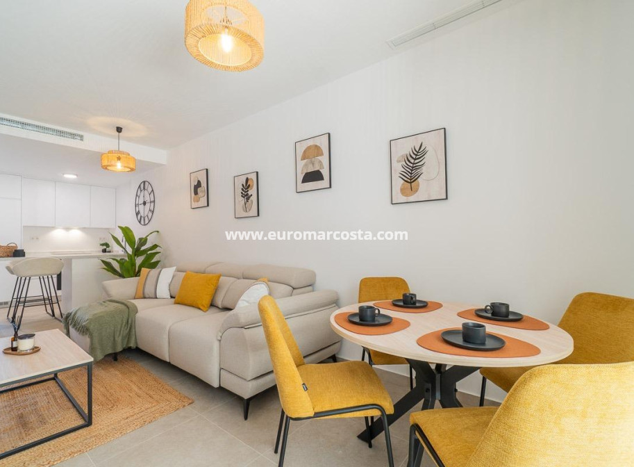 Alquiler a largo plazo - Apartamento / piso - Orihuela Costa