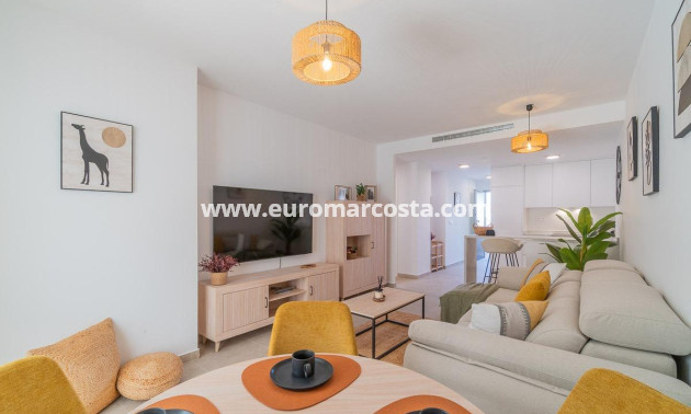 Alquiler a largo plazo - Apartamento / piso - Orihuela Costa