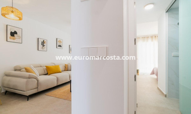 Alquiler a largo plazo - Apartamento / piso - Orihuela Costa