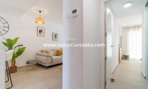 Alquiler a largo plazo - Apartamento / piso - Orihuela Costa