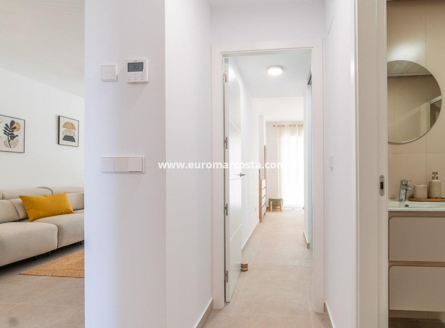 Alquiler a largo plazo - Apartamento / piso - Orihuela Costa